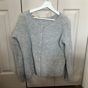 NWOT. Worn once. Sézane Gaspard cardigan grey. Size medium.